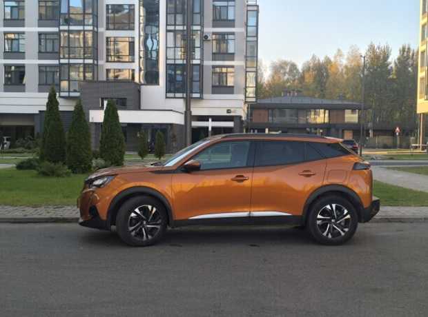Peugeot 2008 II, 2021, пробег 111500 км