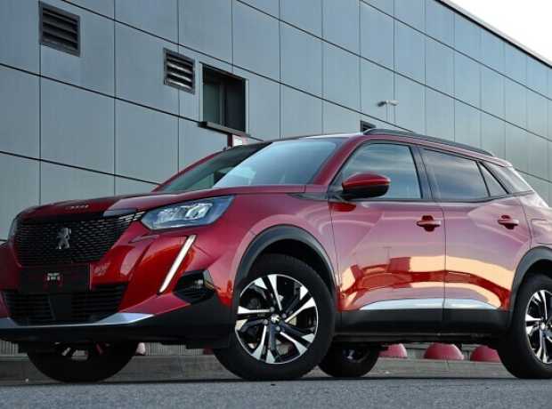 Peugeot 2008 II, 2021, пробег 12000 км