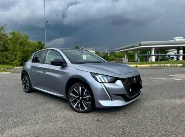 Peugeot 208 II, 2020, пробег 137000 км