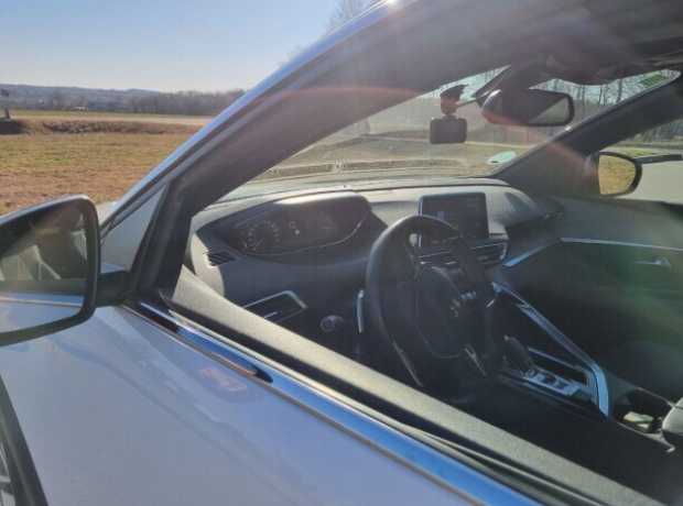 Peugeot 3008 II, 2019, пробег 225000 км
