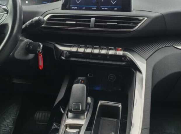 Peugeot 3008 II, 2020, пробег 182000 км