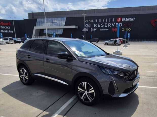 Peugeot 3008 II Рестайлинг, 2021, пробег 100327 км Peugeot 3008 II Рестайлинг, 2021, пробег 100327 км