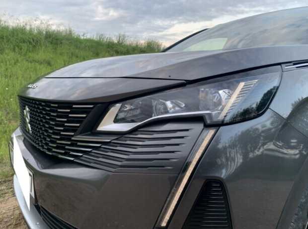 Peugeot 3008 II  Рестайлинг, 2021, пробег 153000 км