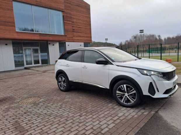 Peugeot 3008 II  Рестайлинг, 2021, пробег 164000 км