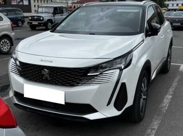 Peugeot 3008 II  Рестайлинг, 2021, пробег 164000 км