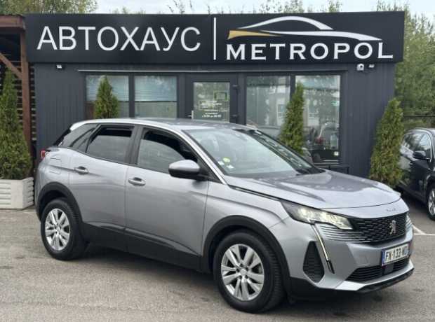 Peugeot 3008 II  Рестайлинг, 2021, пробег 168000 км