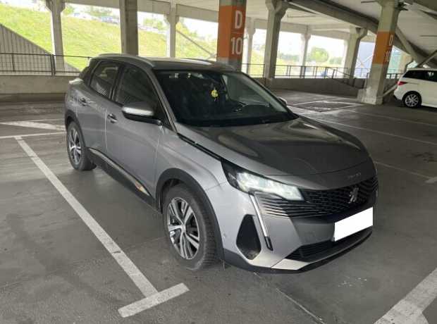 Peugeot 3008 II  Рестайлинг, 2021, пробег 194000 км