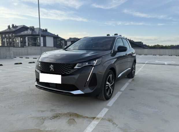Peugeot 3008 II  Рестайлинг, 2021, пробег 81500 км