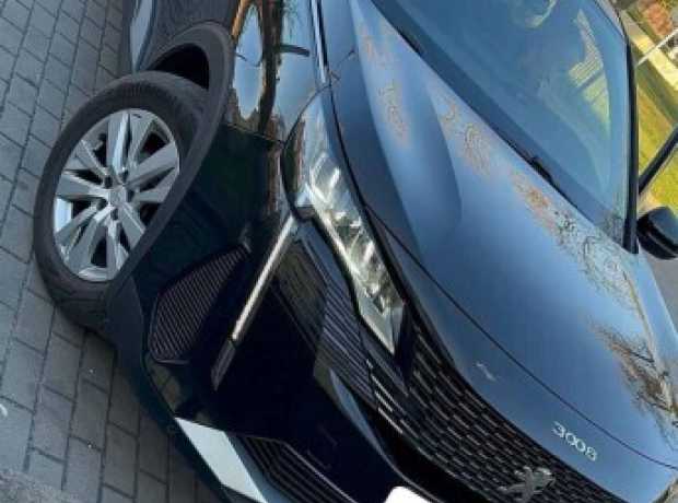 Peugeot 3008 II  Рестайлинг, 2022, пробег 84854 км