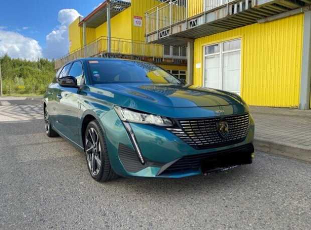 Peugeot 308 III, 2022, пробег 109600 км