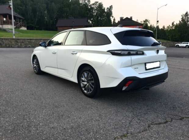 Peugeot 308 III, 2022, пробег 135000 км