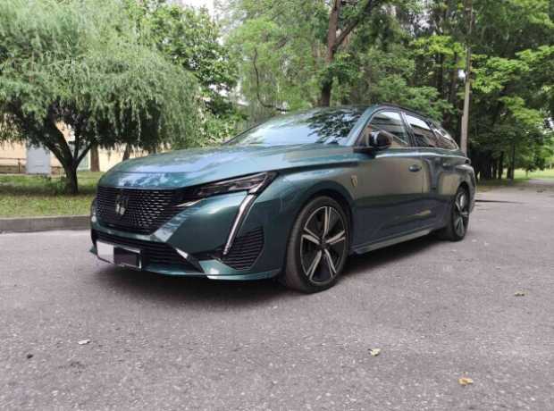 Peugeot 308 III, 2022, пробег 135000 км