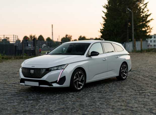 Peugeot 308 III, 2022, пробег 152000 км