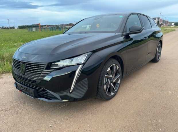 Peugeot 308 III, 2022, пробег 160977 км Peugeot 308 III, 2022, пробег 160977 км