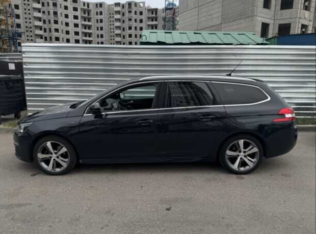 Peugeot 308 T9  Рестайлинг, 2018, пробег 216500 км