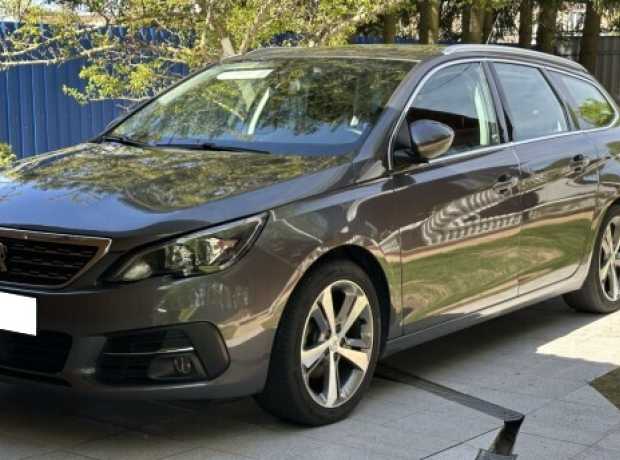 Peugeot 308 T9  Рестайлинг, 2019, пробег 184720 км