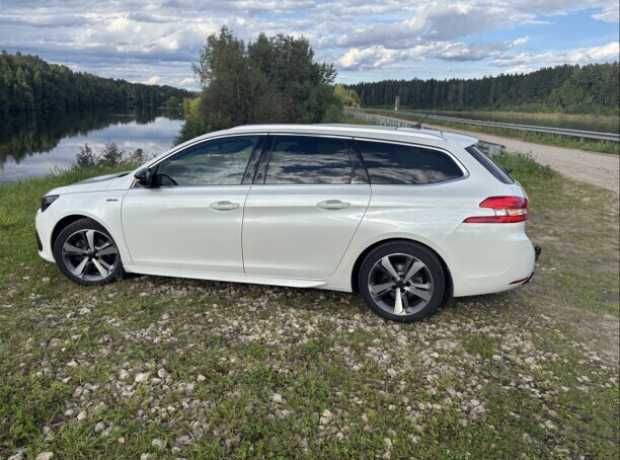 Peugeot 308 T9  Рестайлинг, 2019, пробег 185000 км