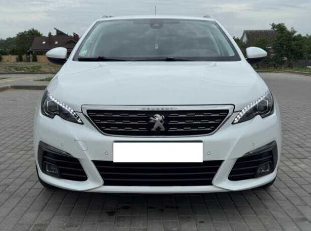Peugeot 308 T9  Рестайлинг, 2020, пробег 100000 км