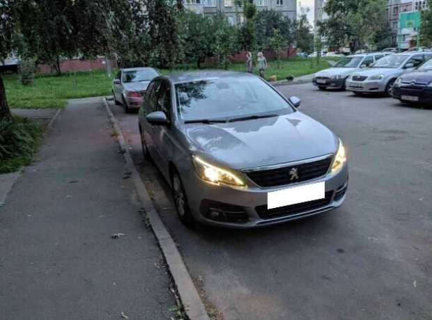 Peugeot 308 T9  Рестайлинг, 2020, пробег 101300 км
