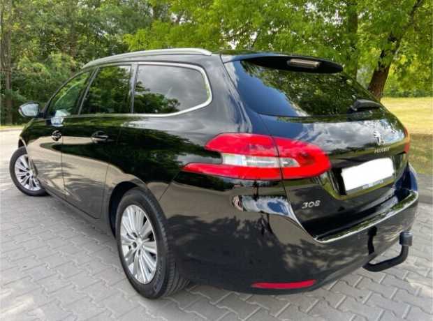 Peugeot 308 T9 Рестайлинг, 2020, пробег 121350 км Peugeot 308 T9 Рестайлинг, 2020, пробег 121350 км
