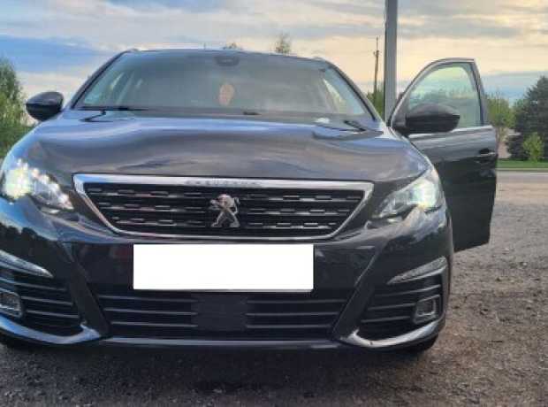 Peugeot 308 T9  Рестайлинг, 2020, пробег 160200 км