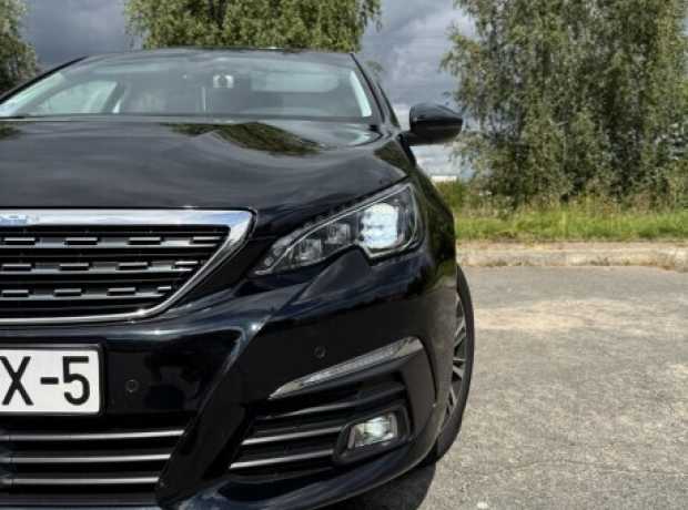 Peugeot 308 T9  Рестайлинг, 2020, пробег 84800 км