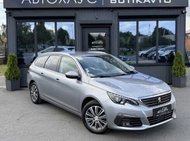 Peugeot 308 T9  Рестайлинг, 2021, пробег 140000 км