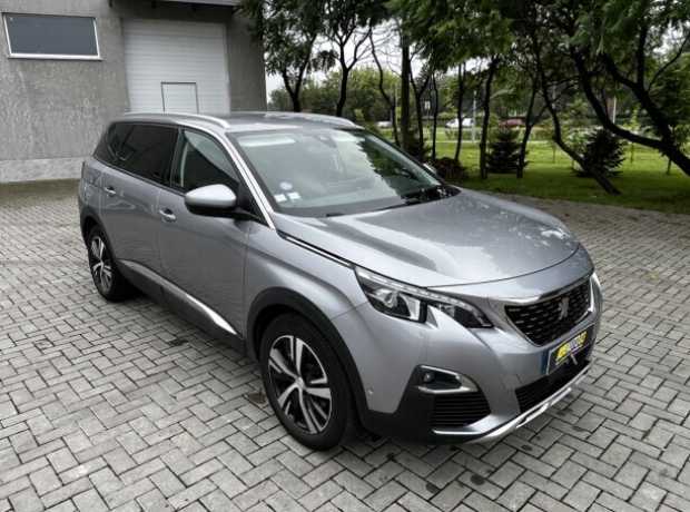 Peugeot 5008 II, 2019, пробег 104000 км
