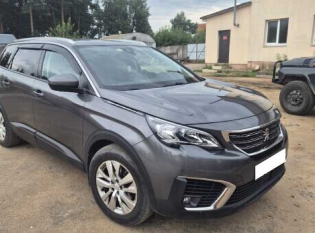 Peugeot 5008 II, 2019, пробег 240000 км
