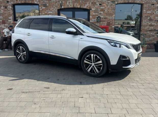 Peugeot 5008 II, 2019, пробег 95400 км