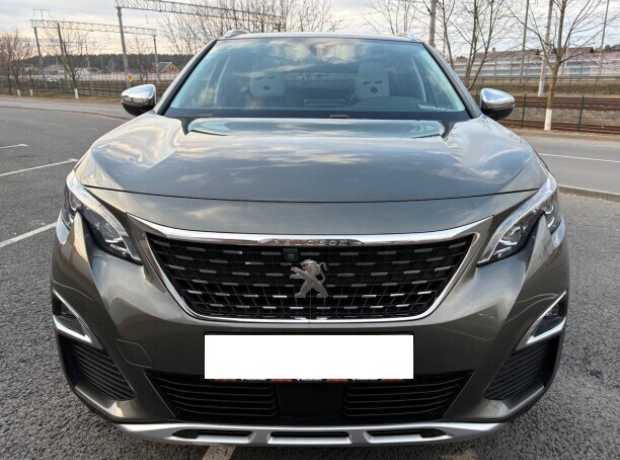 Peugeot 5008 II, 2020, пробег 107000 км