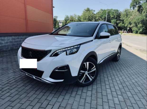 Peugeot 5008 II, 2020, пробег 166600 км