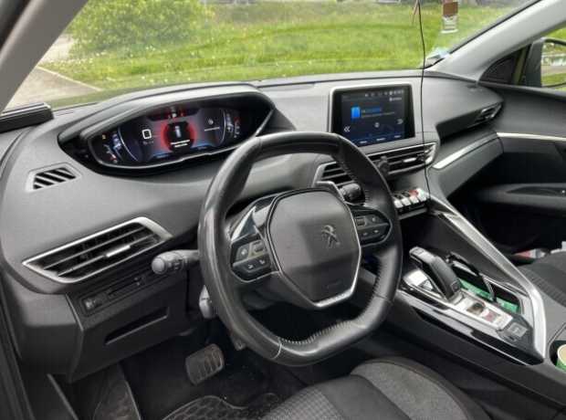 Peugeot 5008 II, 2020, пробег 199000 км
