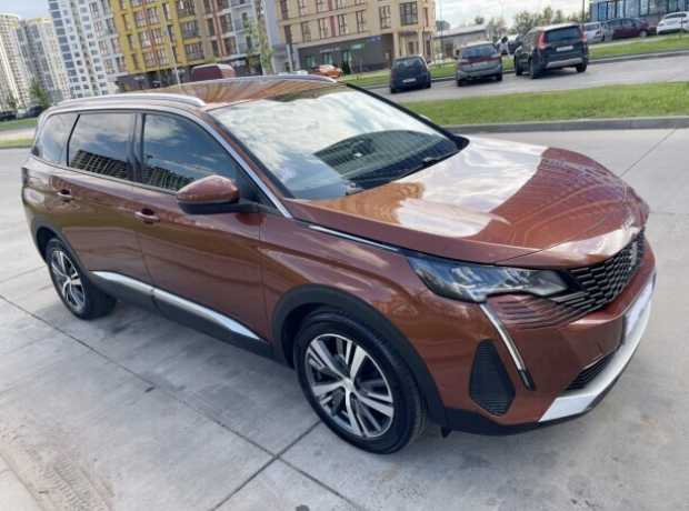 Peugeot 5008 II  Рестайлинг, 2020, пробег 136000 км