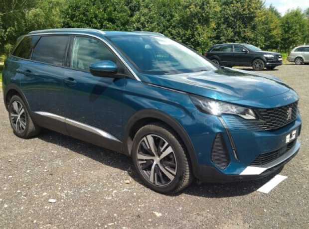 Peugeot 5008 II  Рестайлинг, 2021, пробег 153450 км