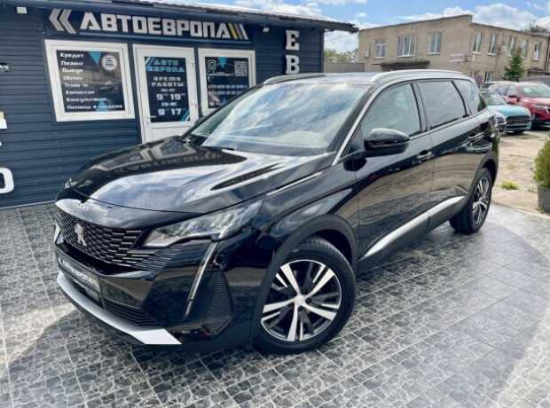 Peugeot 5008 II  Рестайлинг, 2021, пробег 215026 км