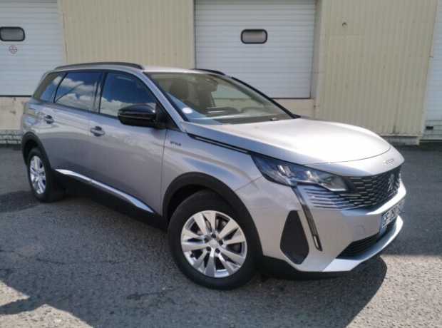 Peugeot 5008 II  Рестайлинг, 2022, пробег 122000 км