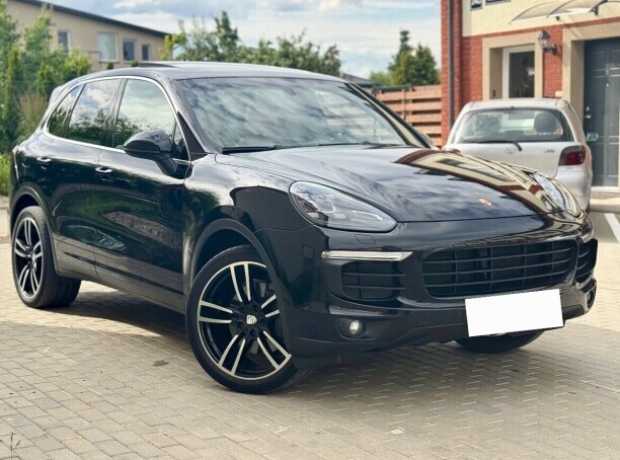 Porsche Cayenne II  Рестайлинг  958, 2016, пробег 240000 км