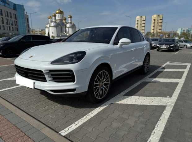 Porsche Cayenne III  PO536, 2022, пробег 2000 км