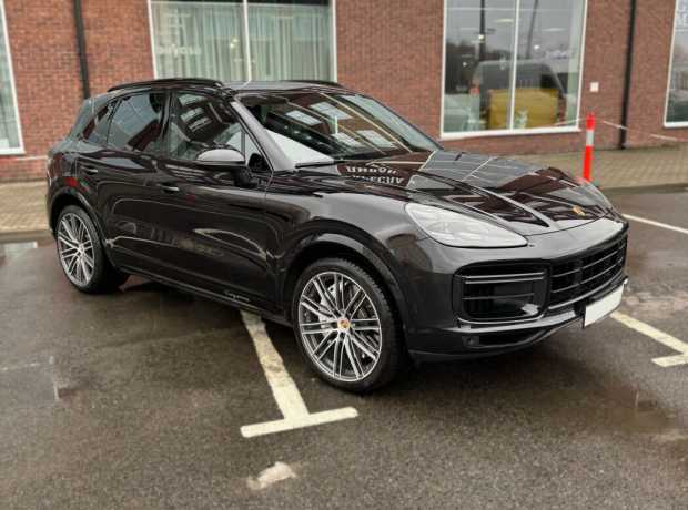 Porsche Cayenne III PO536