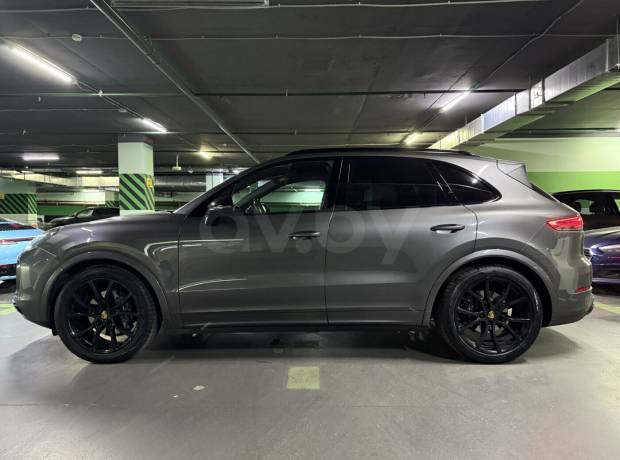 Porsche Cayenne III PO536