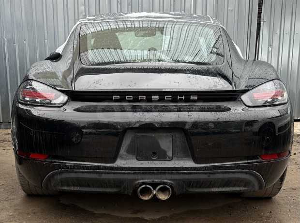 Porsche Cayman 982