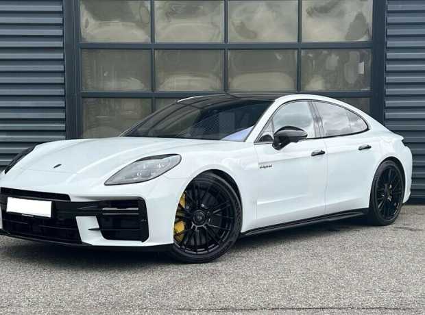 Porsche Panamera 972