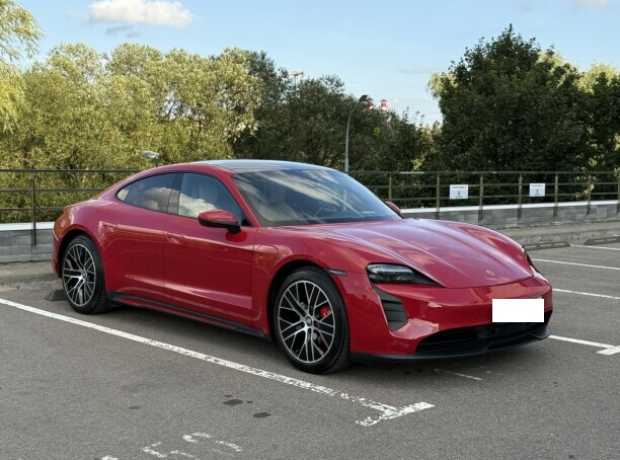 Porsche Taycan , 2020, пробег 26300 км