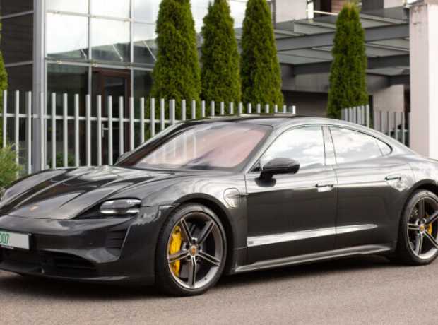 Porsche Taycan , 2020, пробег 65000 км