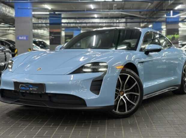 Porsche Taycan , 2020, пробег 65888 км