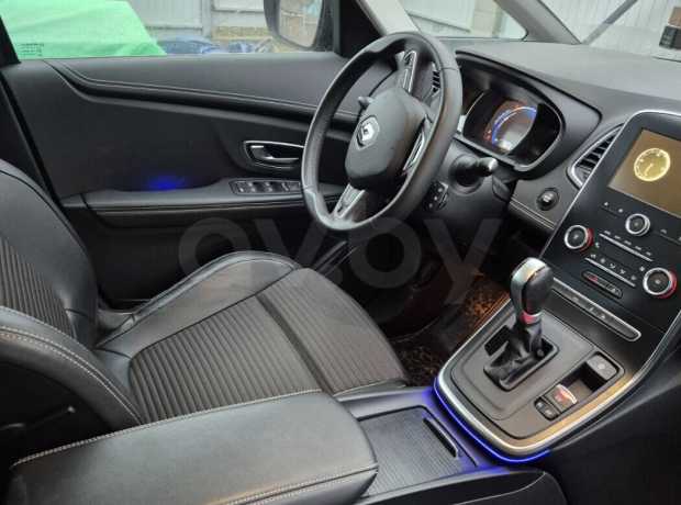 Renault Grand Scenic IV
