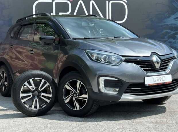 Renault Kaptur I, 2019, пробег 48500 км