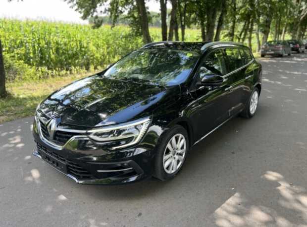 Renault Megane IV Рестайлинг, 2020, пробег 150000 км Renault Megane IV Рестайлинг, 2020, пробег 150000 км