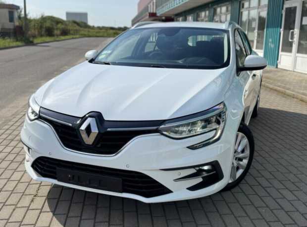 Renault Megane IV  Рестайлинг, 2020, пробег 180000 км